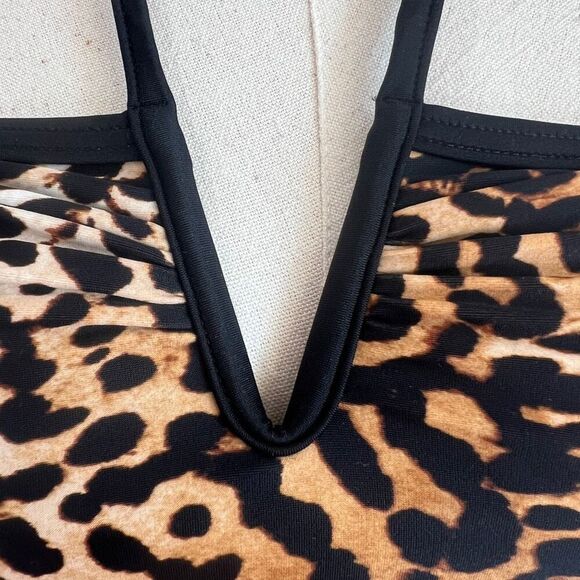 Calvin Klein V-Wire Halter Tankini Top Jaguar Brown Size Medium NWT - Picture 7 of 14